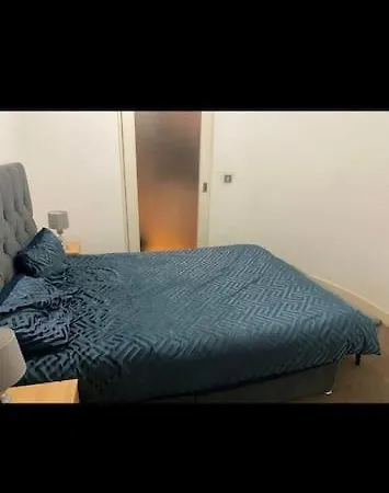 Beautiful 1 Bedroom Flat شقة *